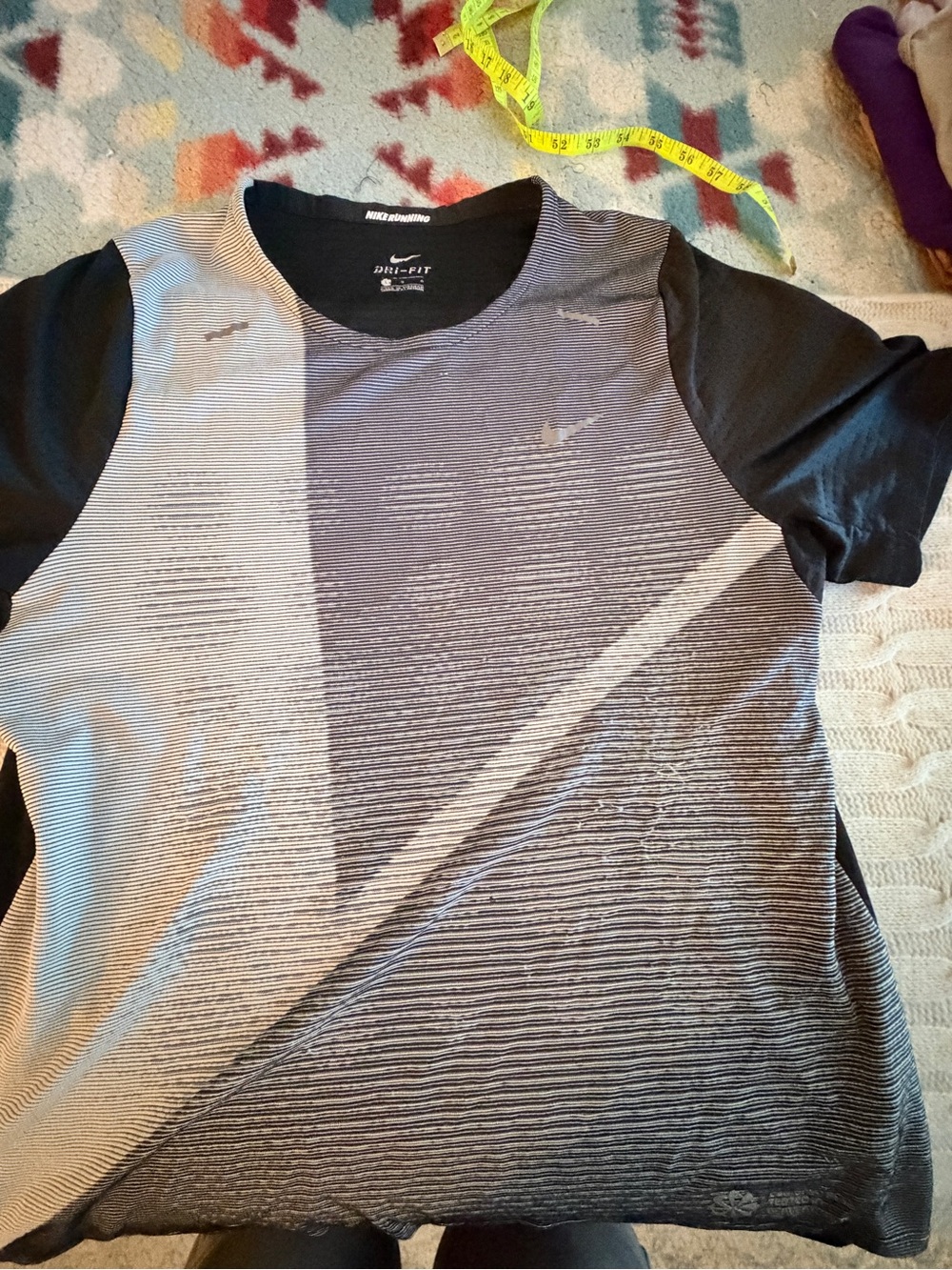 Nike Men’s Black and Gray Gradient Dri-FIT Crew Tee